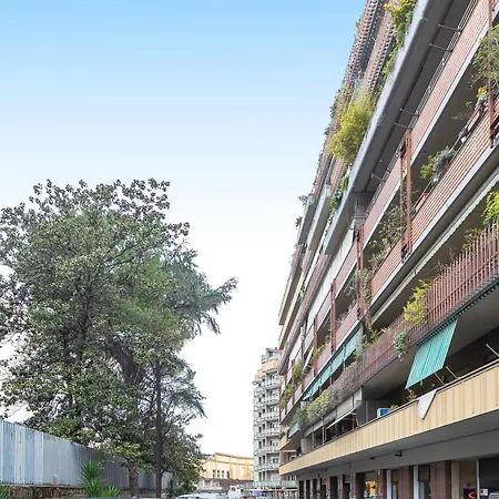 Trastevere Palace רומא